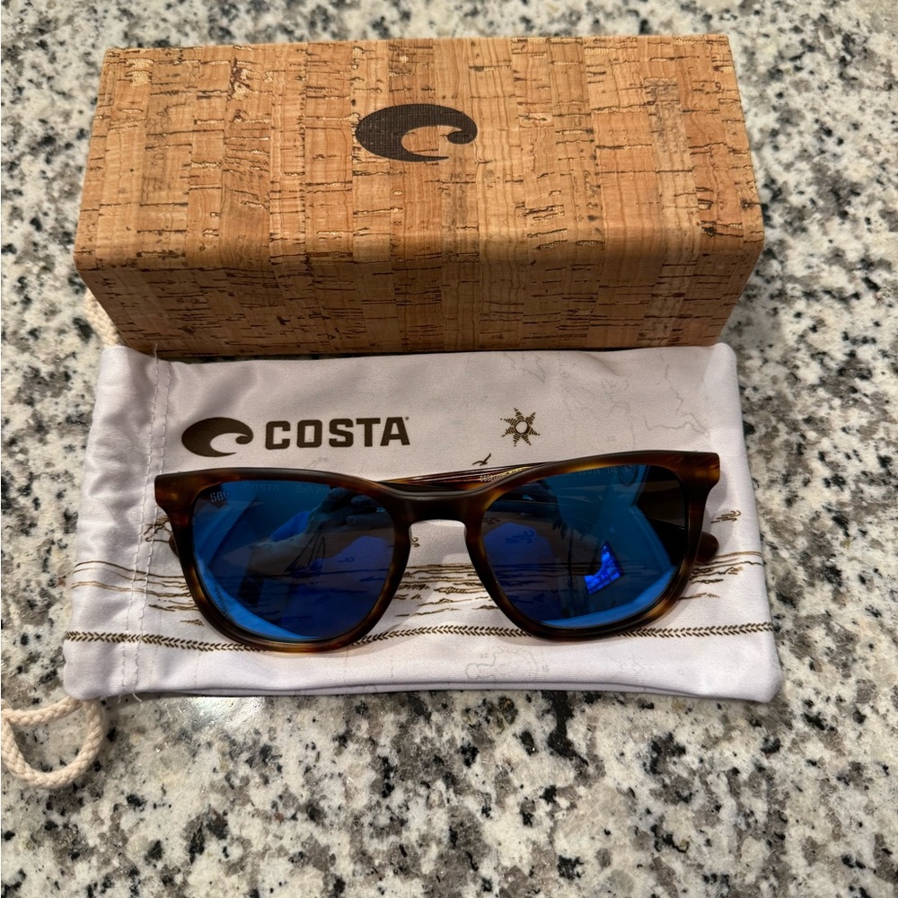 Costa Del Mar Sullivan Matte Tortoise with Blue Mirror Polarized Glass 580